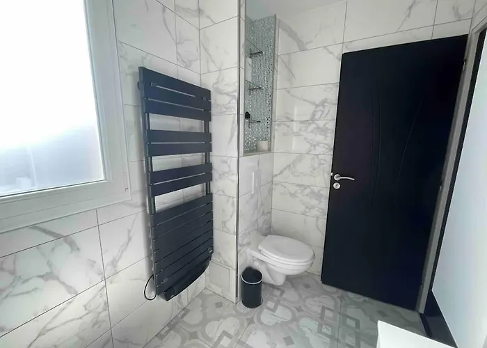 Duplex Cosy Nancy A 10 Minutes Apartment *