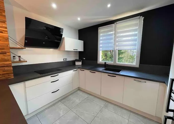 Duplex Cosy Nancy A 10 Minutes